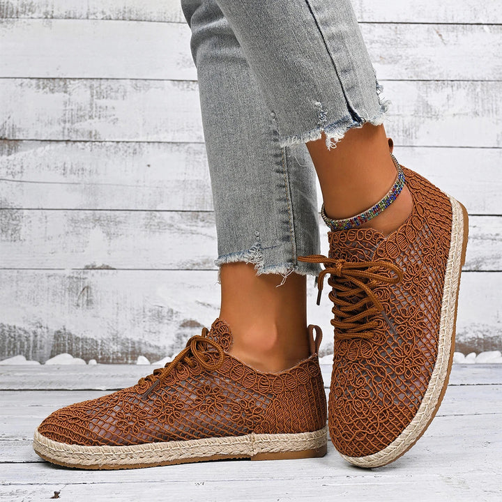 Petra - Breezy Embroidered Shoes