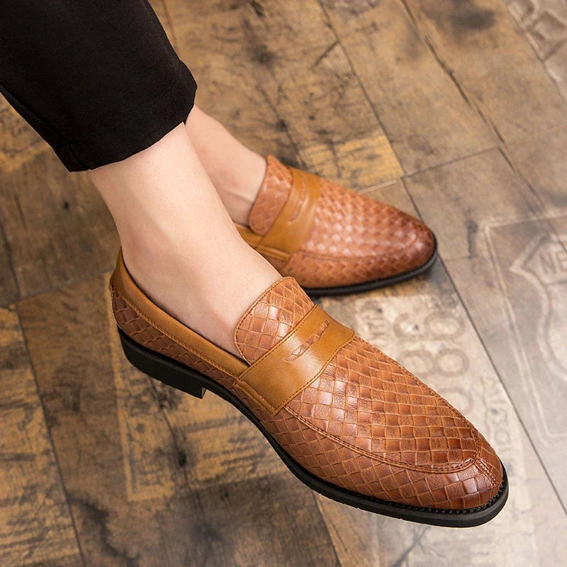 Liam - Sleek Woven Loafers
