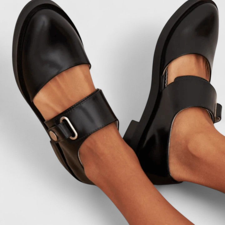 Veda - Sleek Leather Sandals
