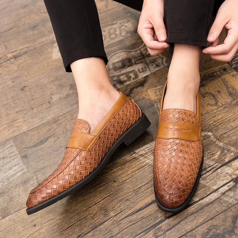 Liam - Sleek Woven Loafers