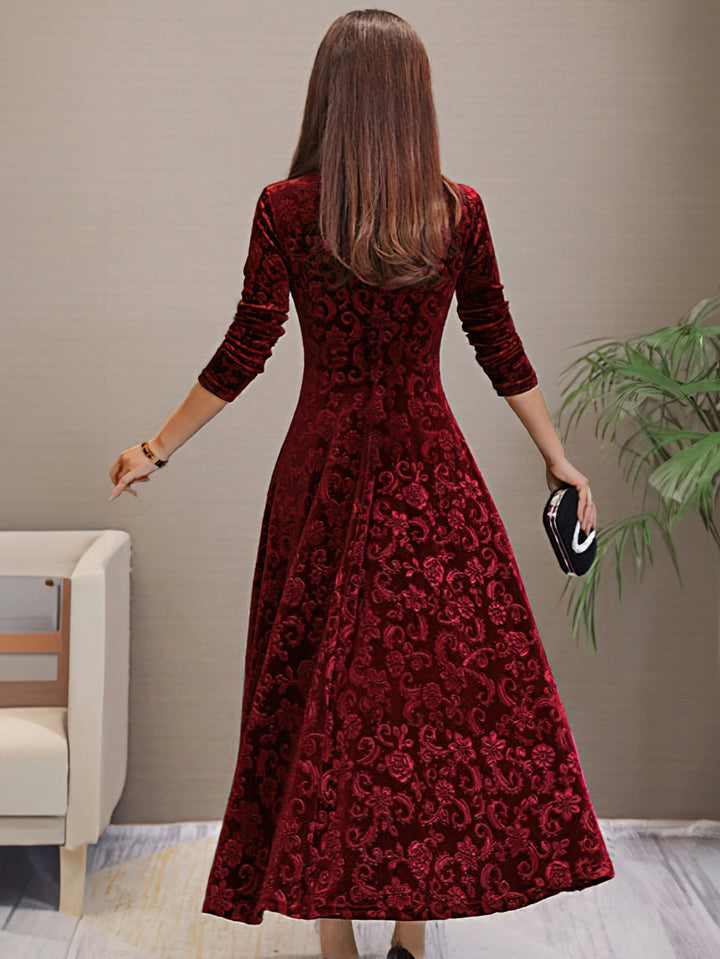 Henrietta - Luxurious Velvet Dress