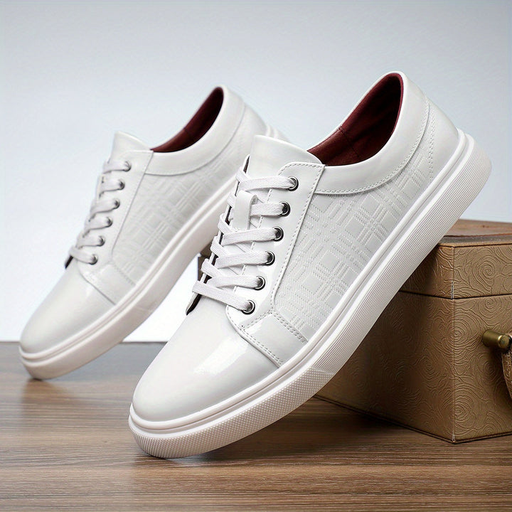 Lennox - Sleek Leather Sneakers