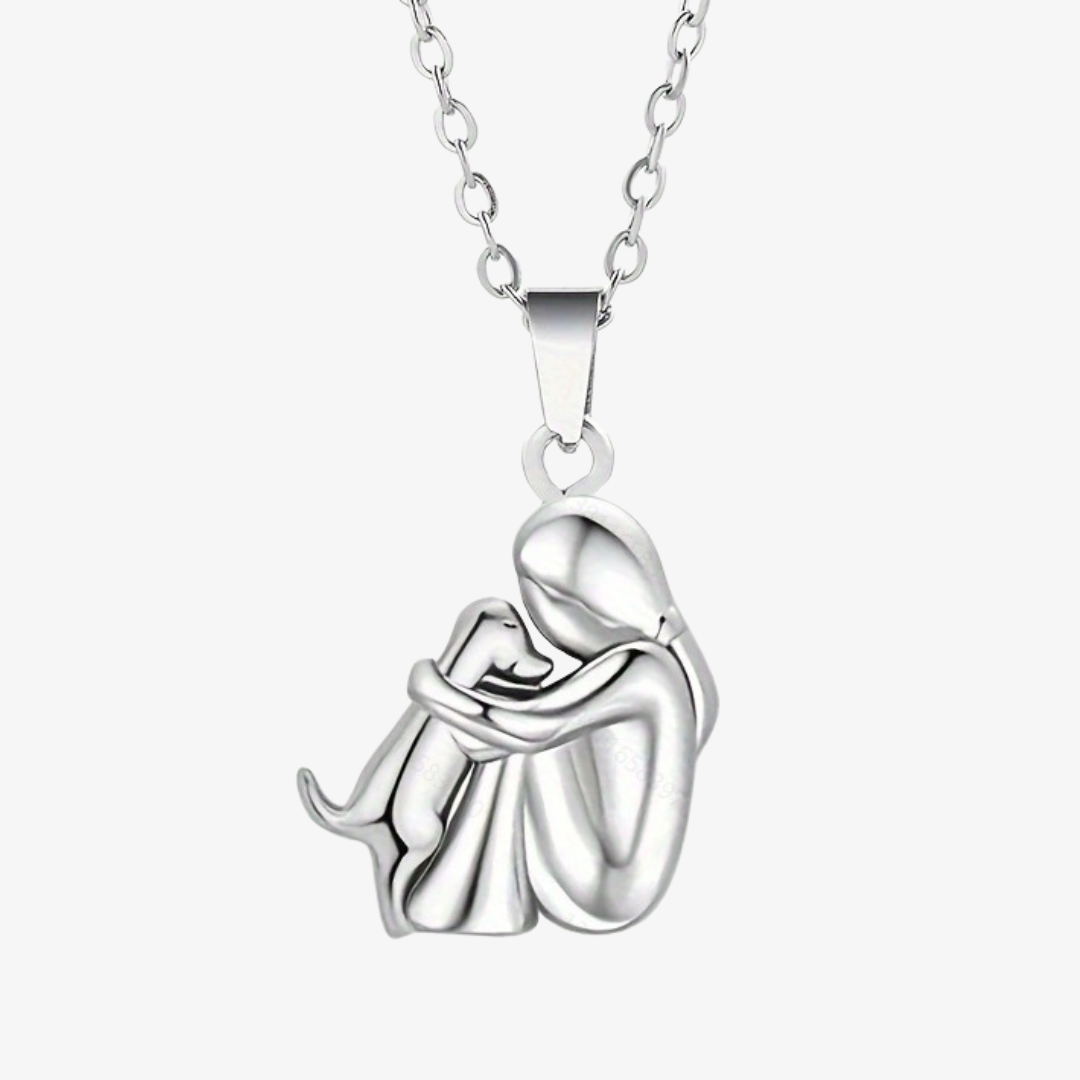 Xia - Sleek Silver Necklace