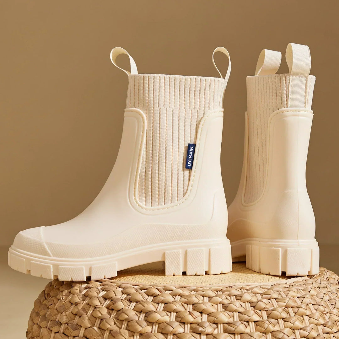 Annie - Sleek Comfort Boots