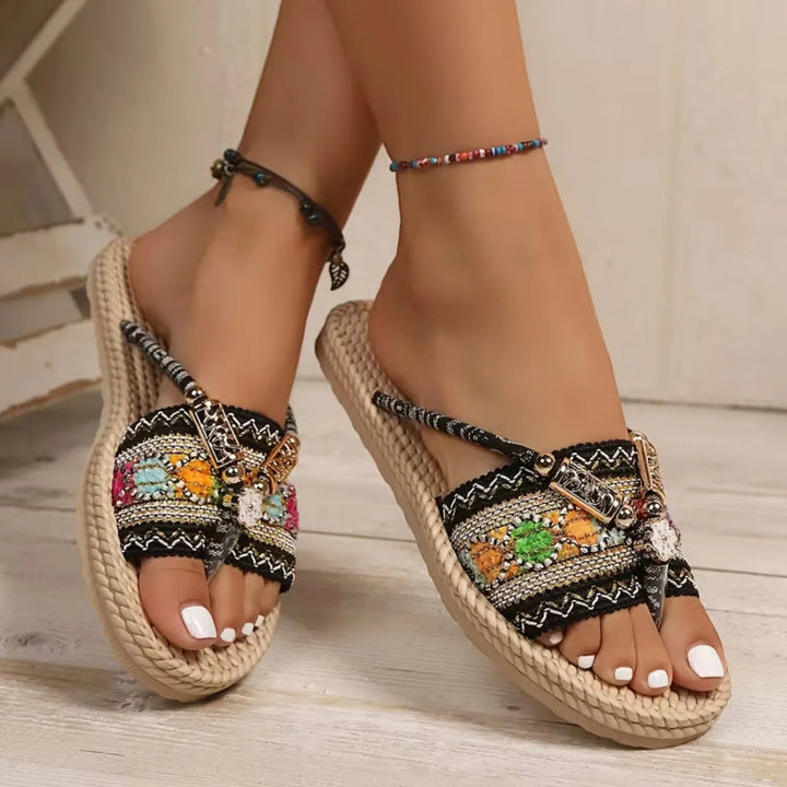 Veda - Cozy Woven Sandals