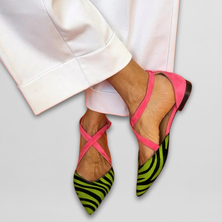 Jayla - Striking Flats