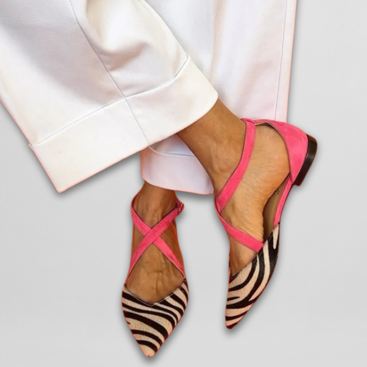 Jayla - Striking Flats