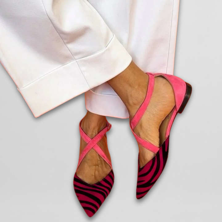 Jayla - Striking Flats