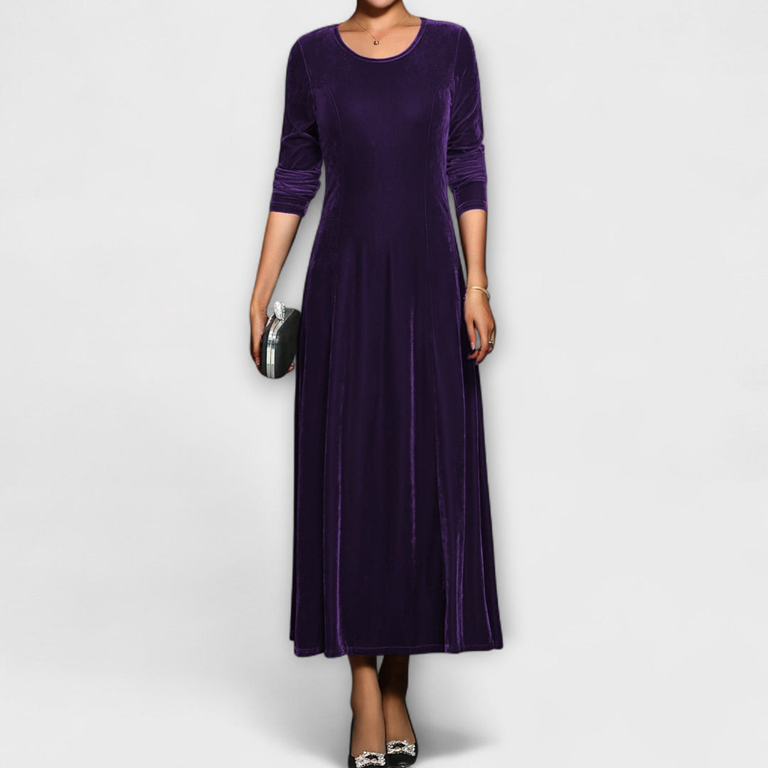Kamila - Luxurious Velvet Maxi Dress