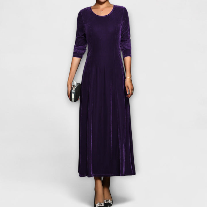 Kamila - Luxurious Velvet Maxi Dress