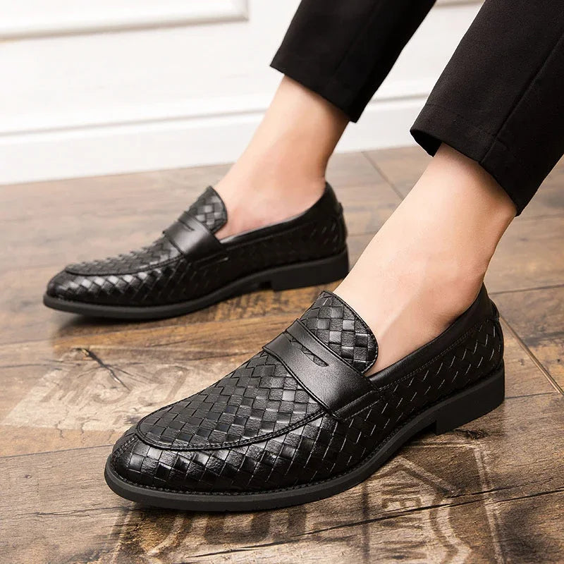 Liam - Sleek Woven Loafers