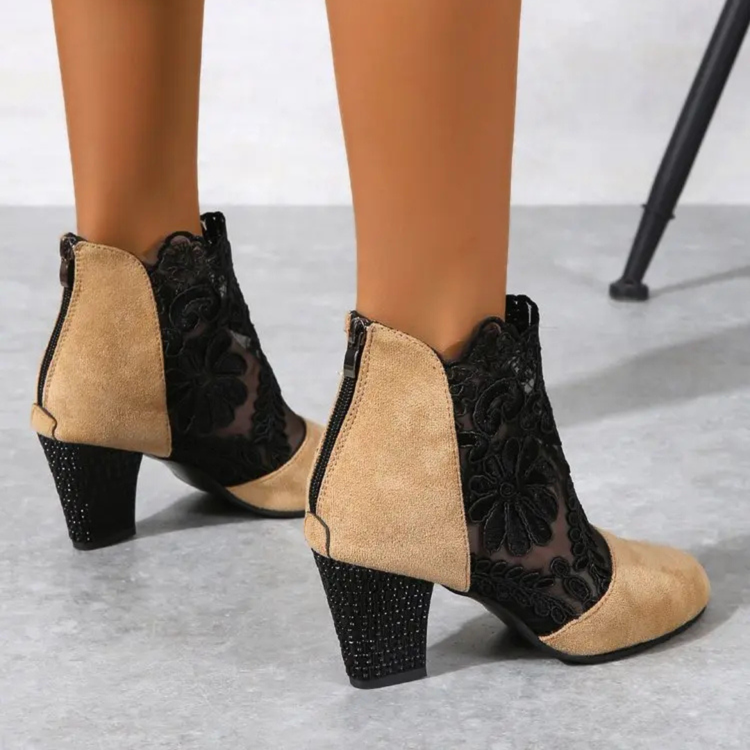 Barbara - Elegant Lace Sandals
