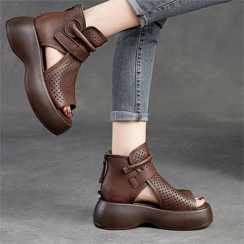 Donata - Sleek Platform Sandal