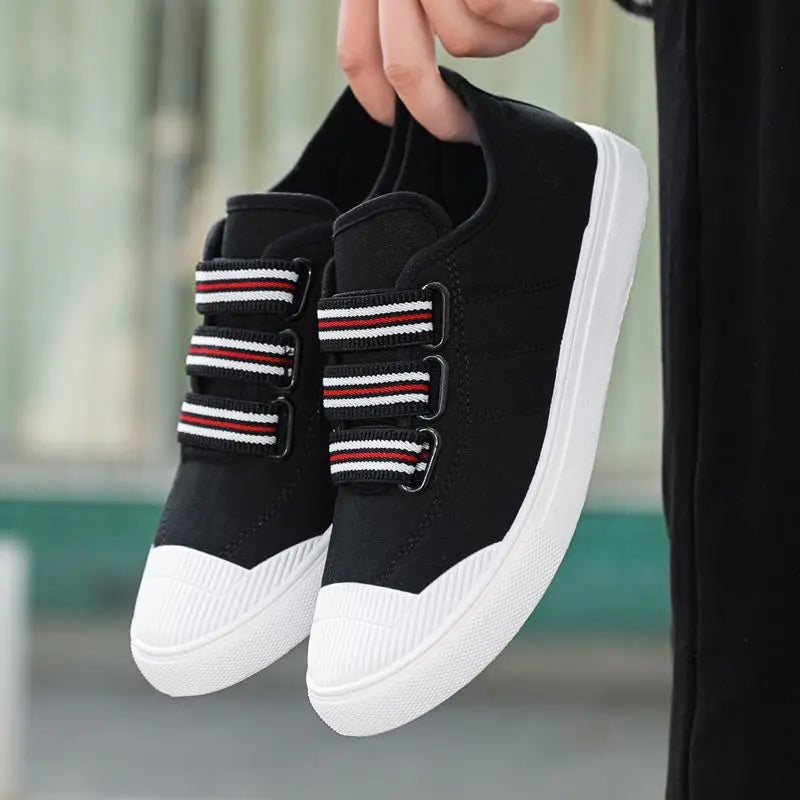 Kingsley - Sleek Casual Sneakers