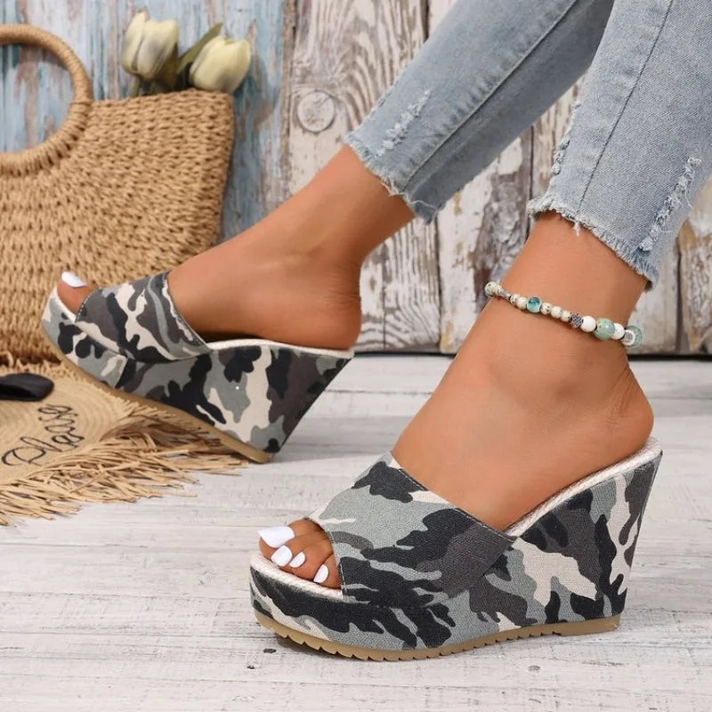 Xenaida - Comfy Camo Wedge Sandals