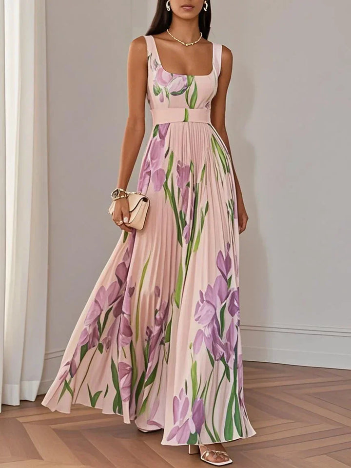 Fatima - Effortless Pleated Dress