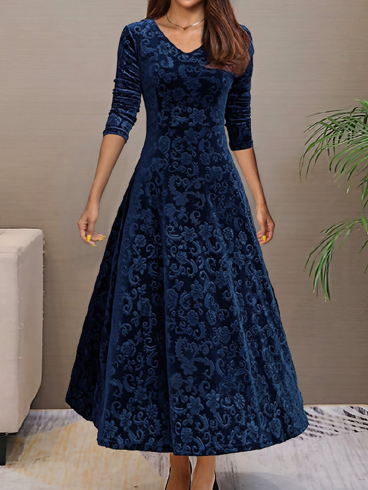 Henrietta - Luxurious Velvet Dress