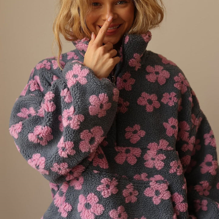Bella - Cozy Floral Sweater