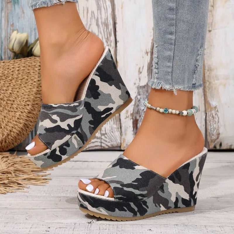 Xenaida - Comfy Camo Wedge Sandals