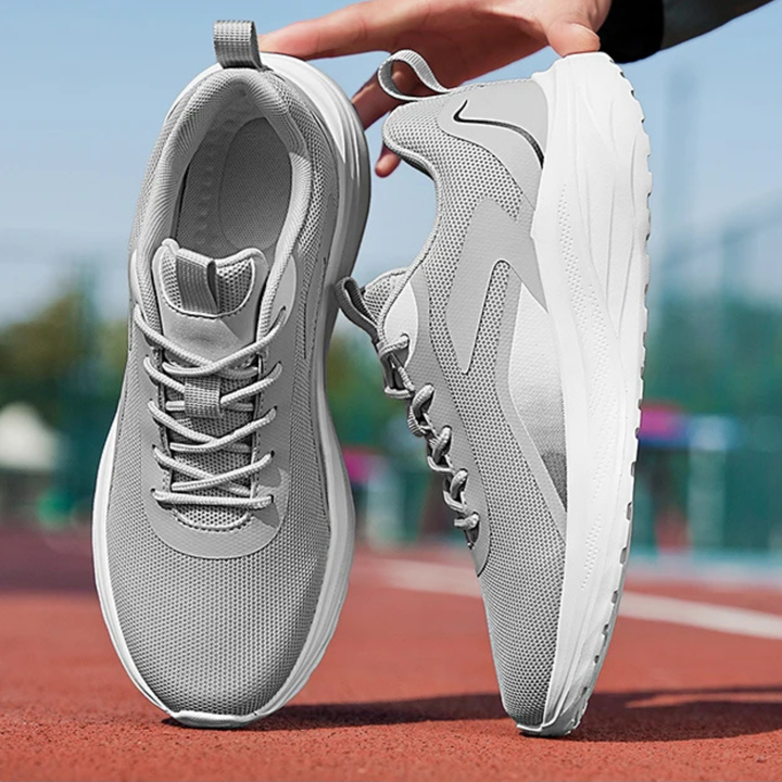 Clive - Lightweight Sporty Sneakers