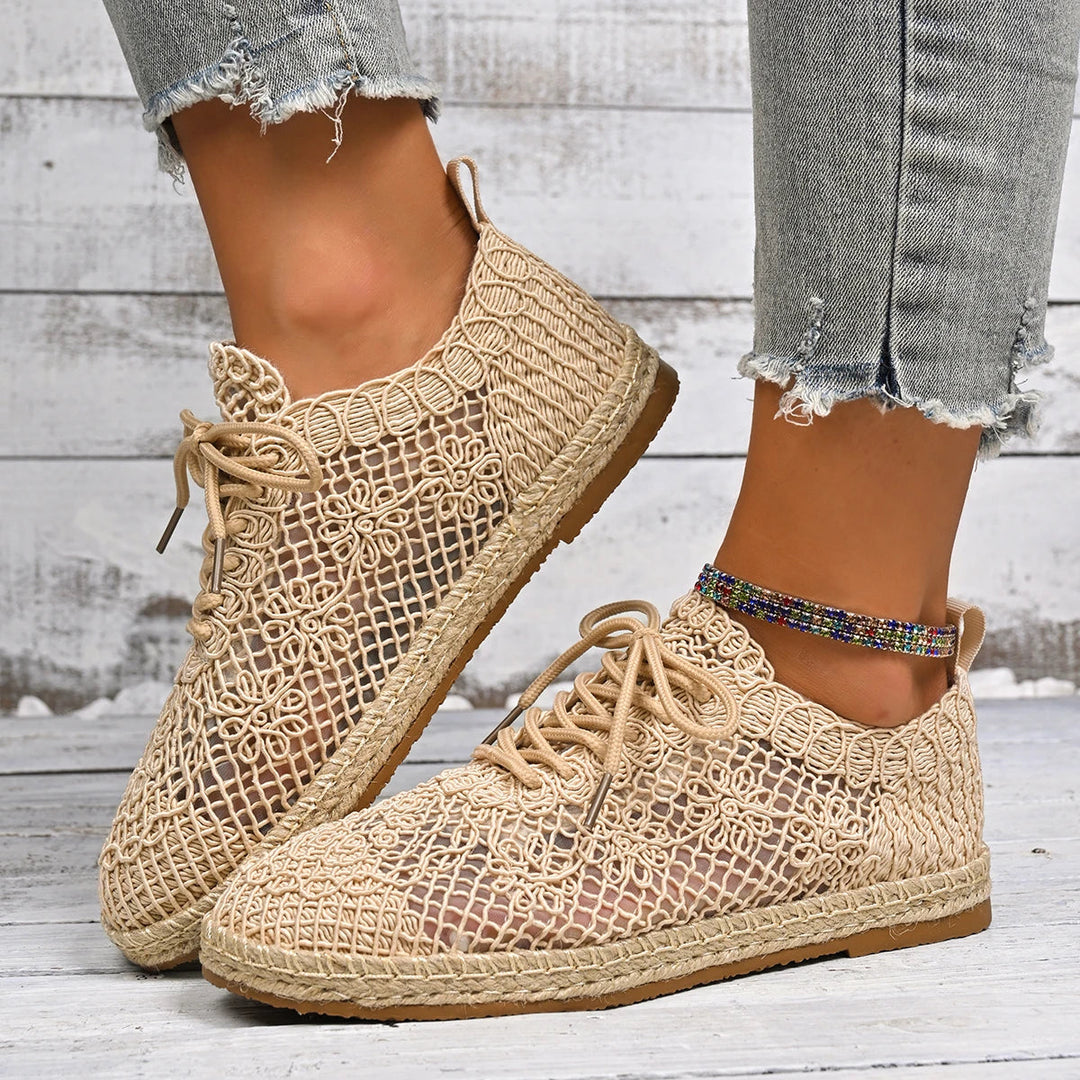 Petra - Breezy Embroidered Shoes
