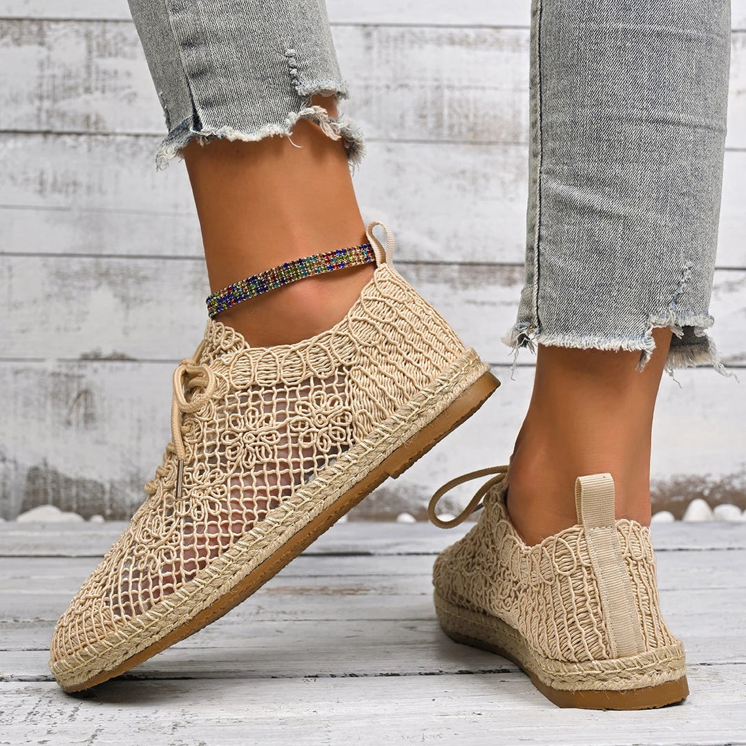 Petra - Breezy Embroidered Shoes