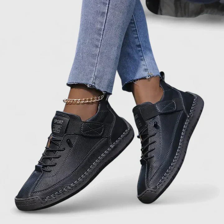 Yamila - Sleek Orthopaedic Sneakers