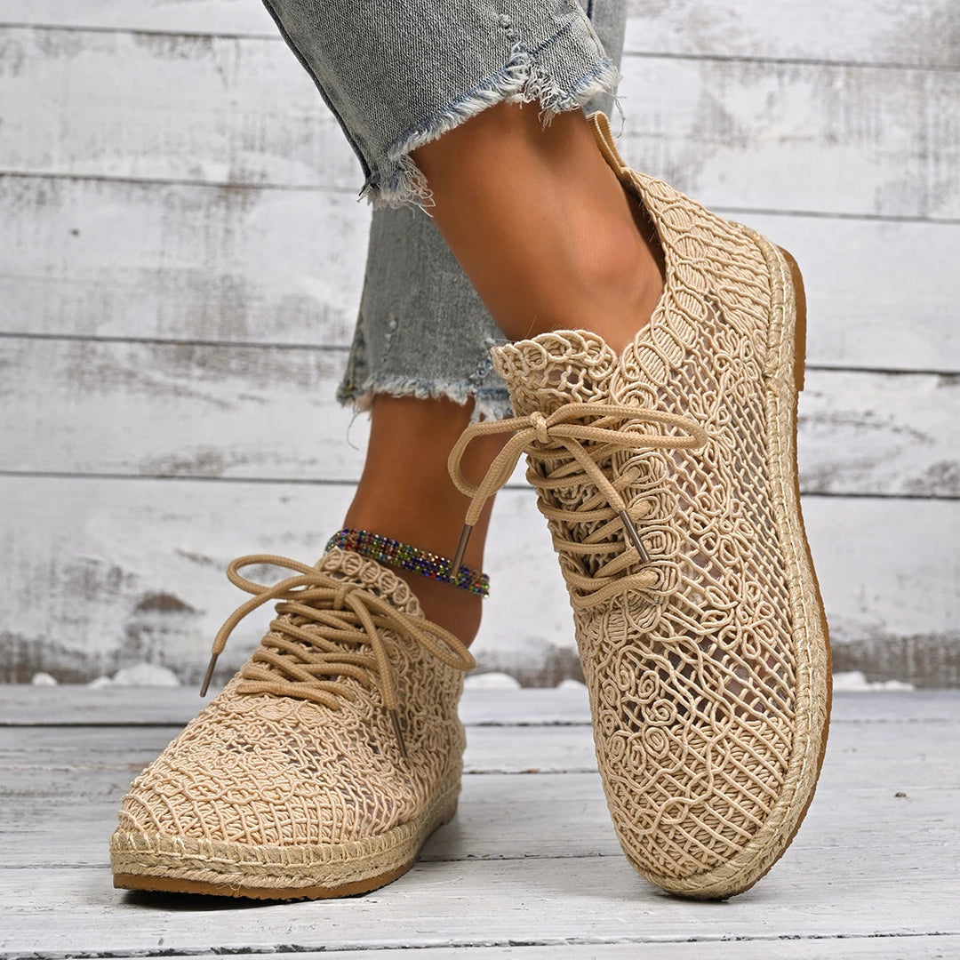 Petra - Breezy Embroidered Shoes