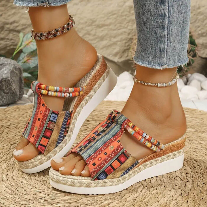 Umara - Bold Platform Sandal