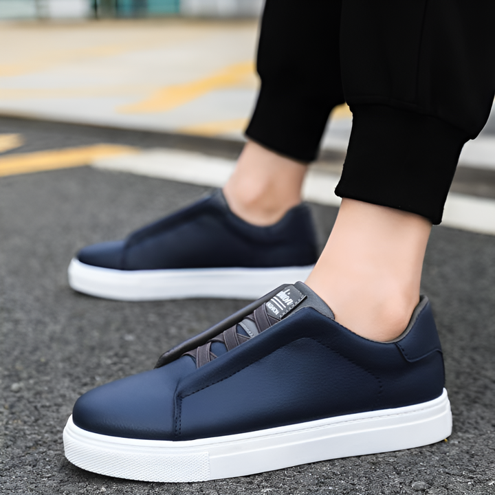 Henley - Sleek Leather Sneakers