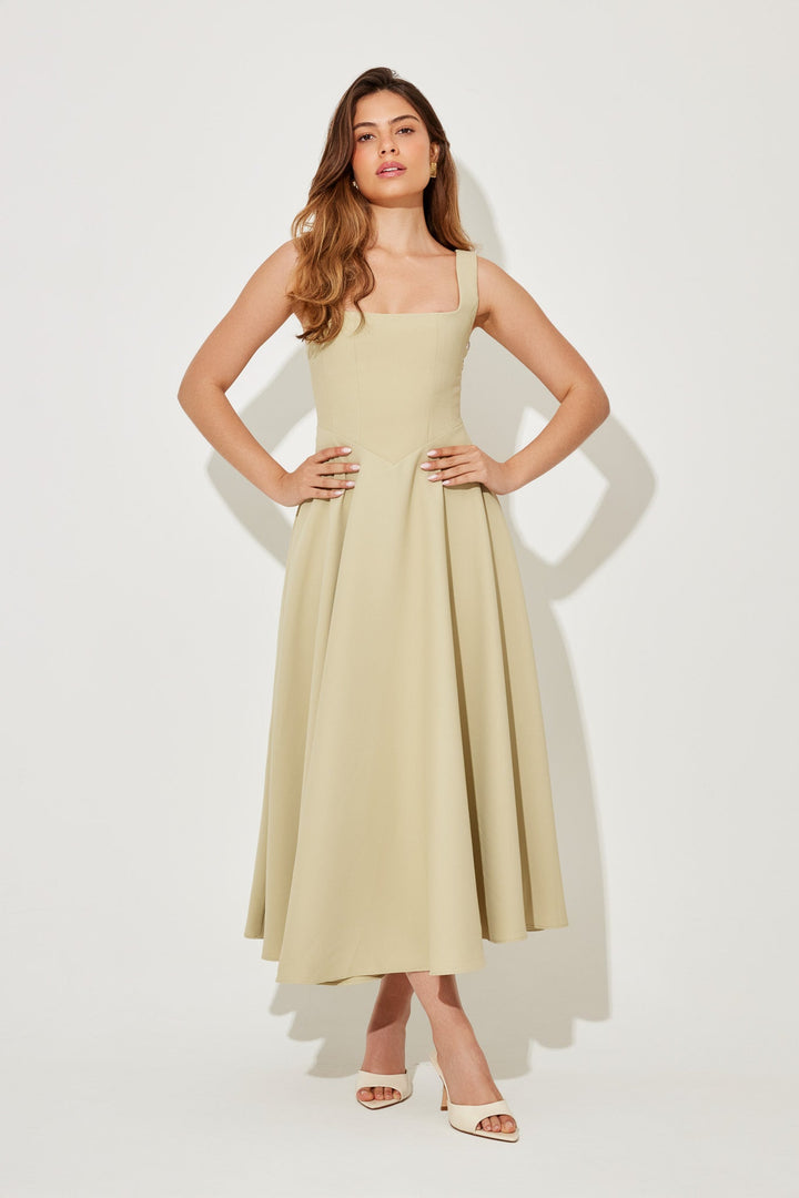 Hope - Elegant Flowing Dress