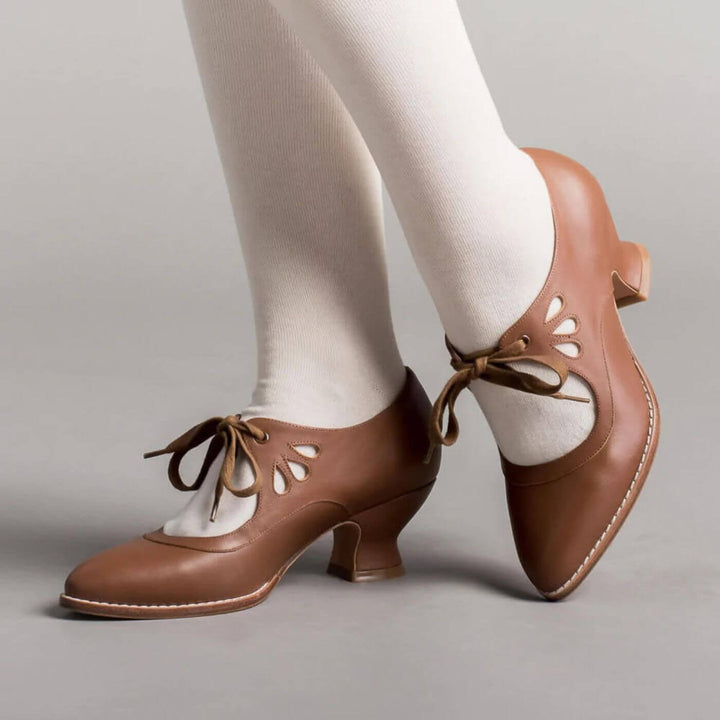 Ruby - Elegant Vintage Shoes