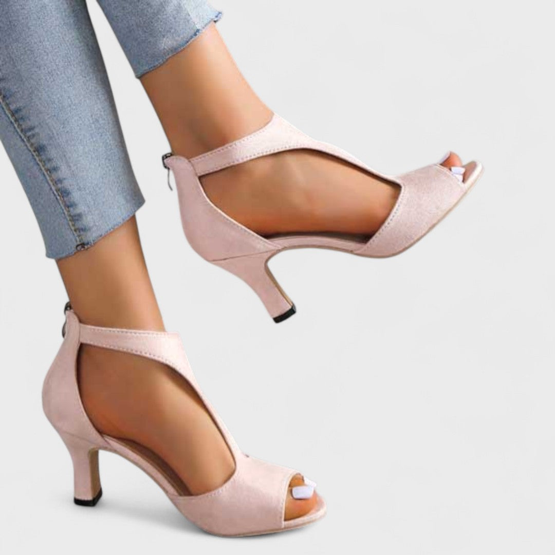 Xalina - Elegant Airy Sandals