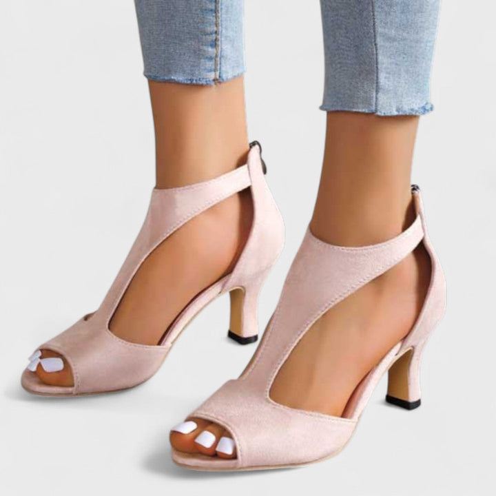 Xalina - Elegant Airy Sandals