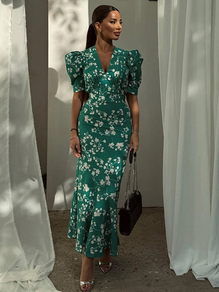 Wilda - Elegant Floral Dress