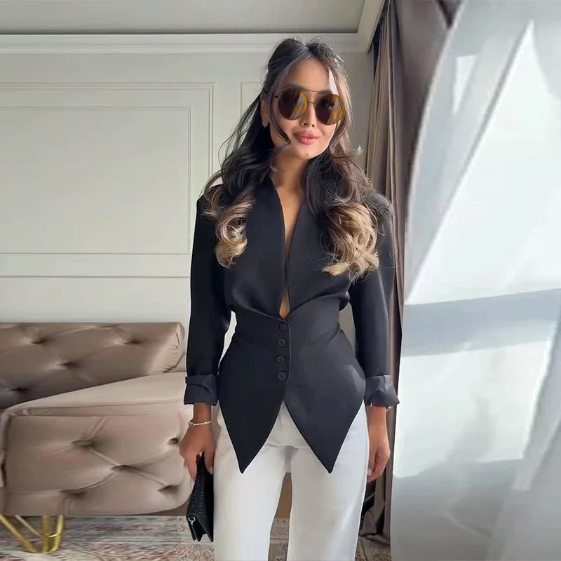 Nicole - Elegant Structured Blouse