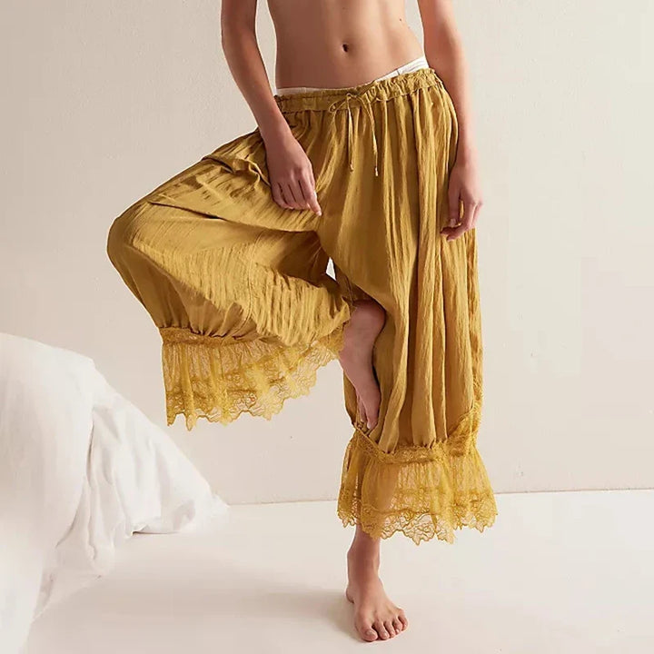 Matilda - Fluid Lace Pants