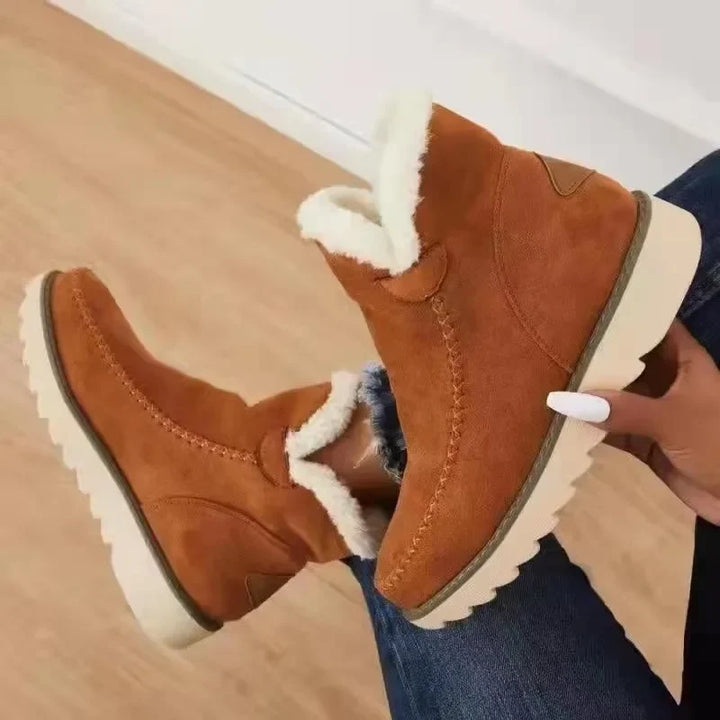 Jamie - Cozy Suede Boots