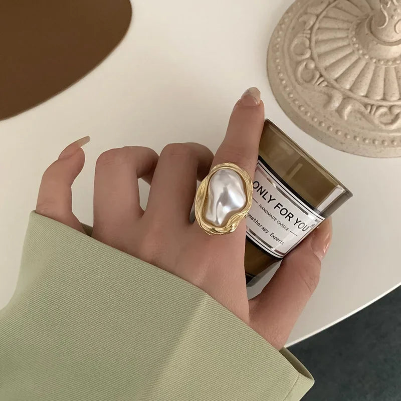 Kelsey - Bold Pearl Accessory