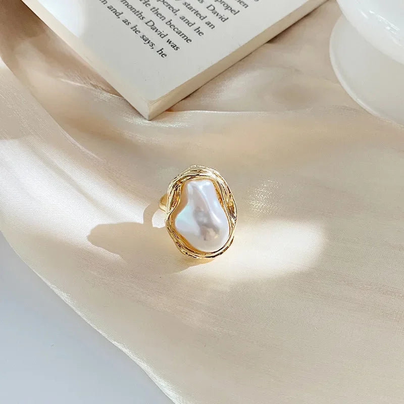 Kelsey - Bold Pearl Accessory
