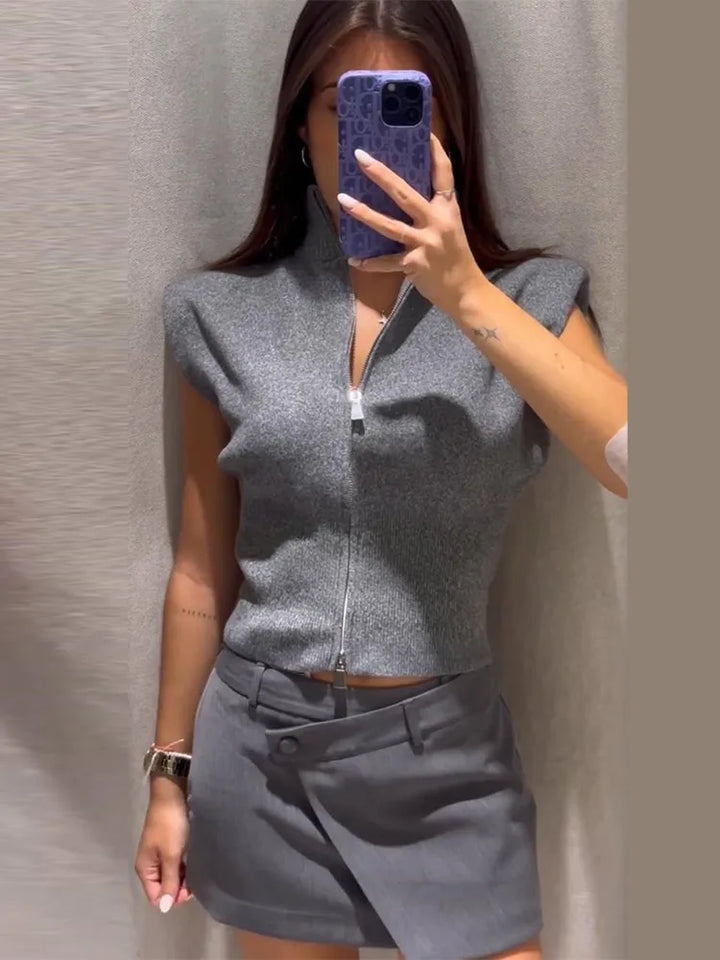 Zakia - Elegant Silk Blouse