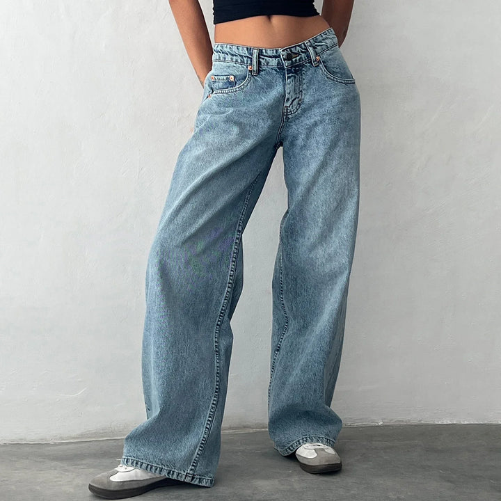 Urmi - Relaxed Denim Pants