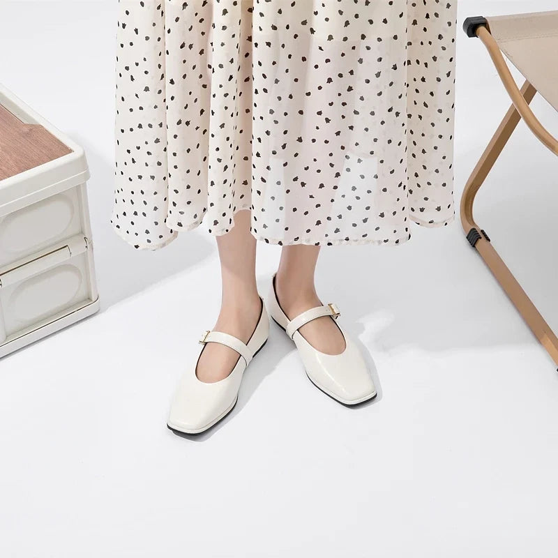 Winslet - Sleek Cowhide Sandal
