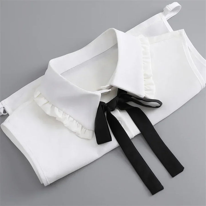 Daisy - Chic Ruffled Collar