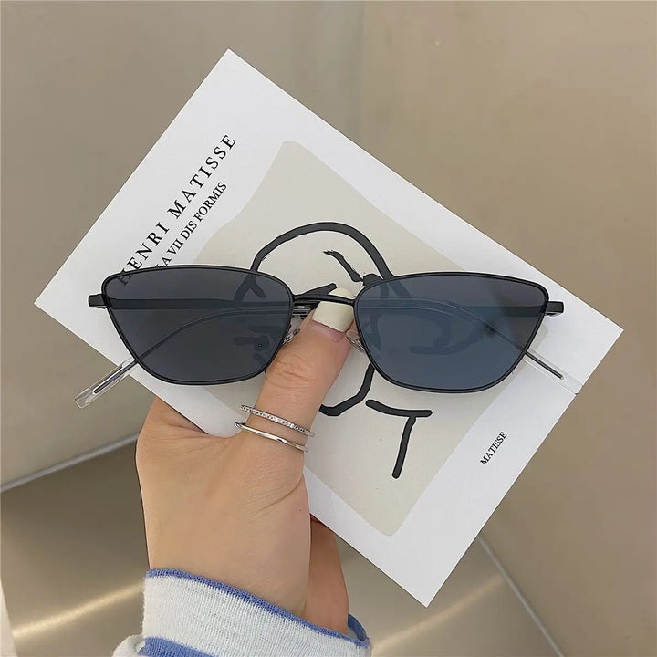 Odette - Sleek Metallic Sunglasses
