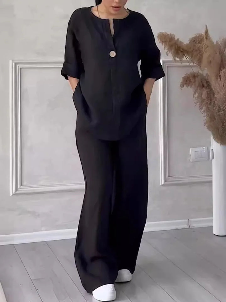 Vanessa - Flowing Linen Blouse
