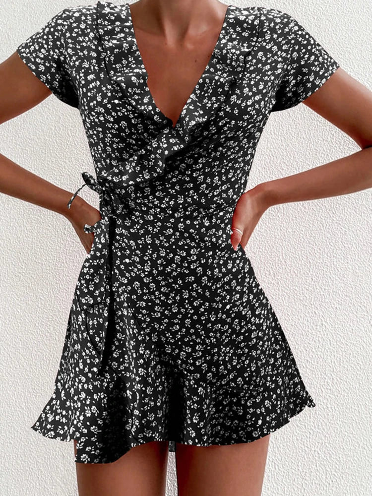 Evelyn - Breezy Floral Dress