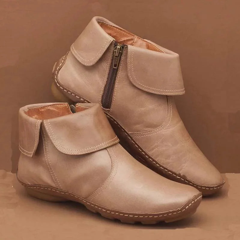Nevaeh - Relaxed Leather Boots