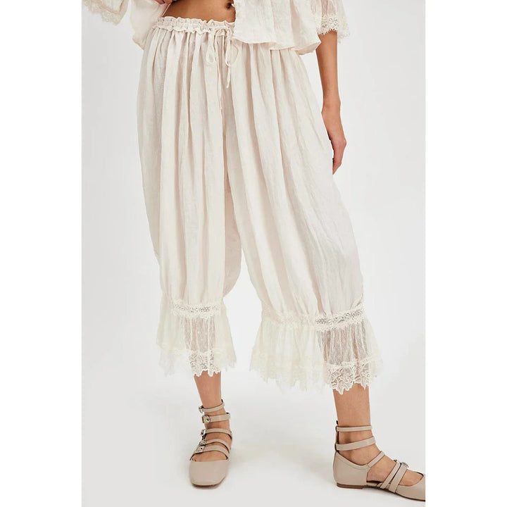 Matilda - Fluid Lace Pants