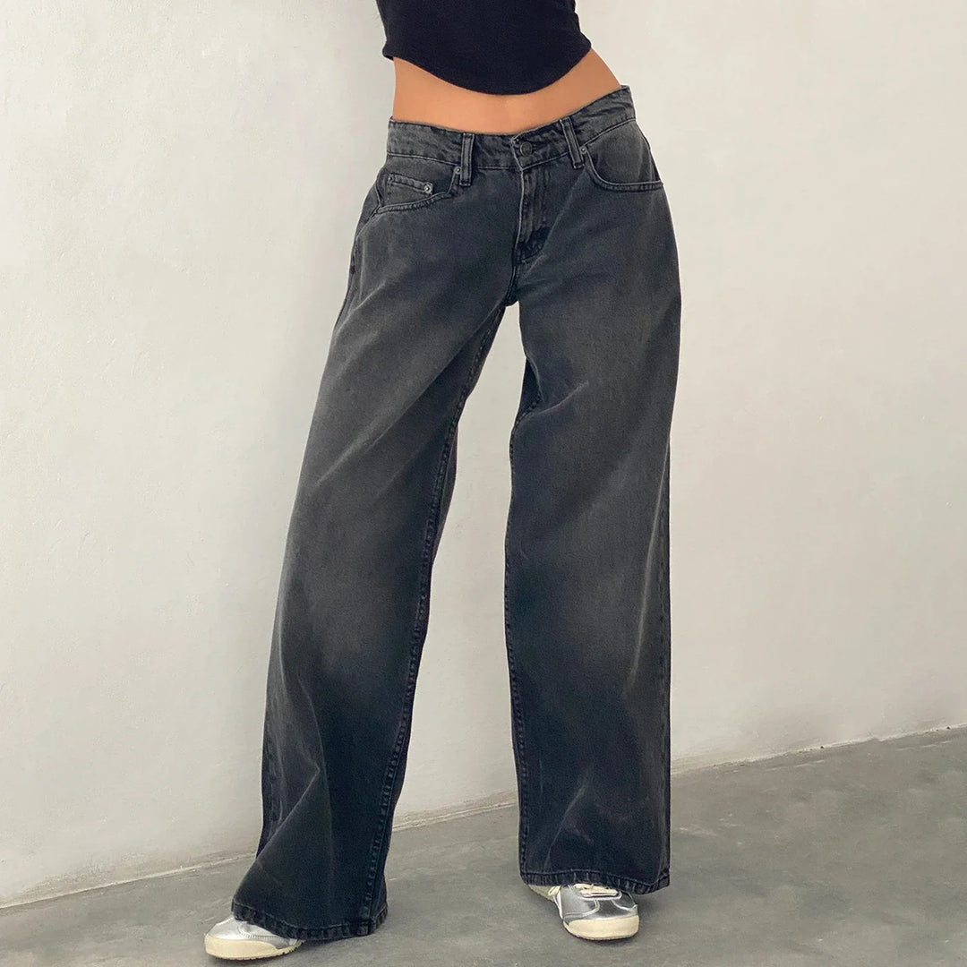 Urmi - Relaxed Denim Pants